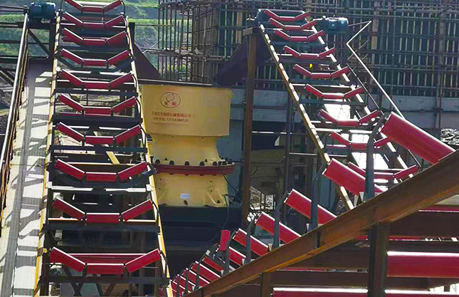 500吨铁矿石破碎生产线.jpg